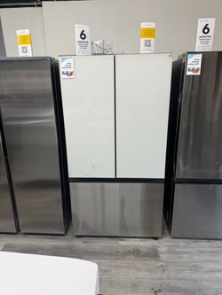 🔥 SAMSUNG BESPOKE WHITE GLASS & STAINLESS STEEL FRENCH DOOR REFRIGERATOR WITH AUTOFILL WATER PITCHER 🔥