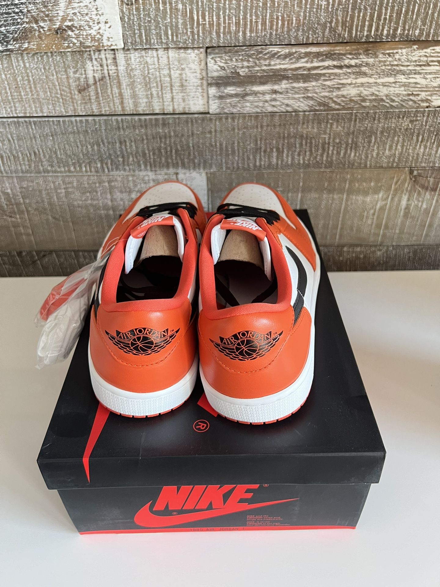 New Jordan 1 Low Starfish Size 12M