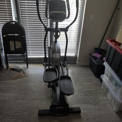 Nordic Track Eliptical 