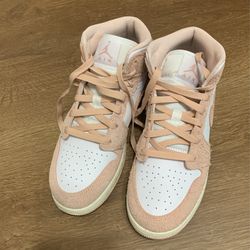 Pink Peach Air Jordan Shoes Size 7