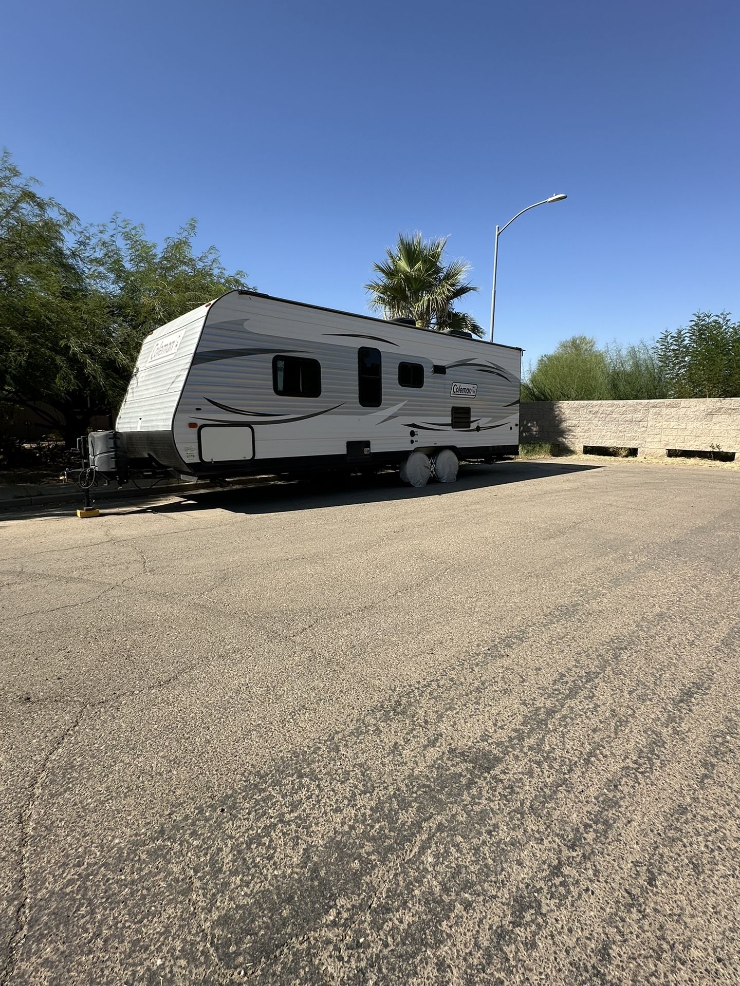 Dutchman Coleman Travel trailer for Sale in Phoenix, AZ OfferUp