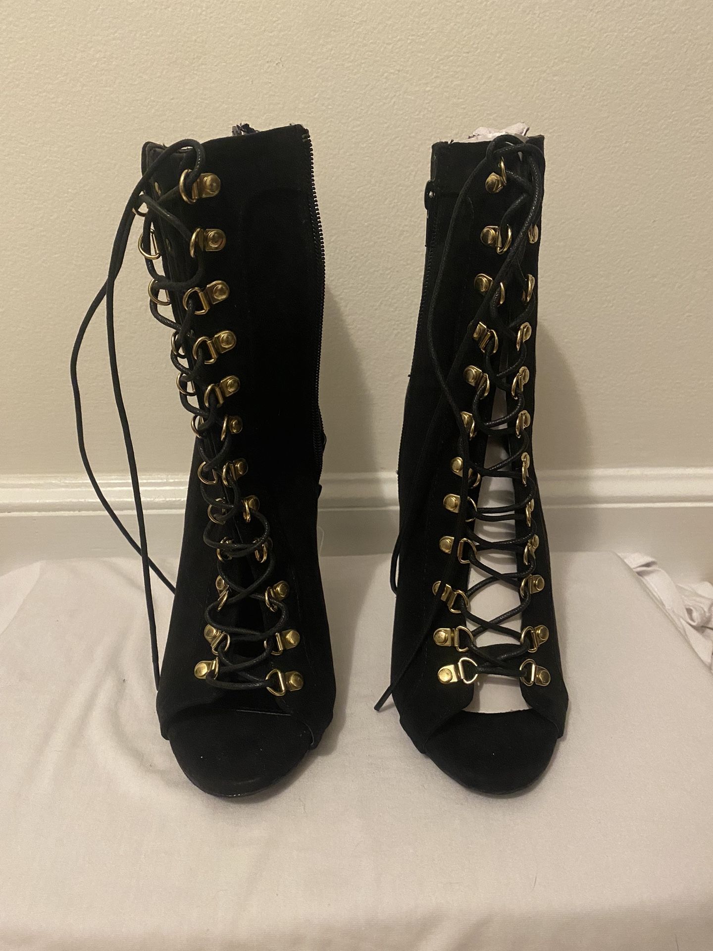 Lace Up Boots Clear Heels-size 7 Female