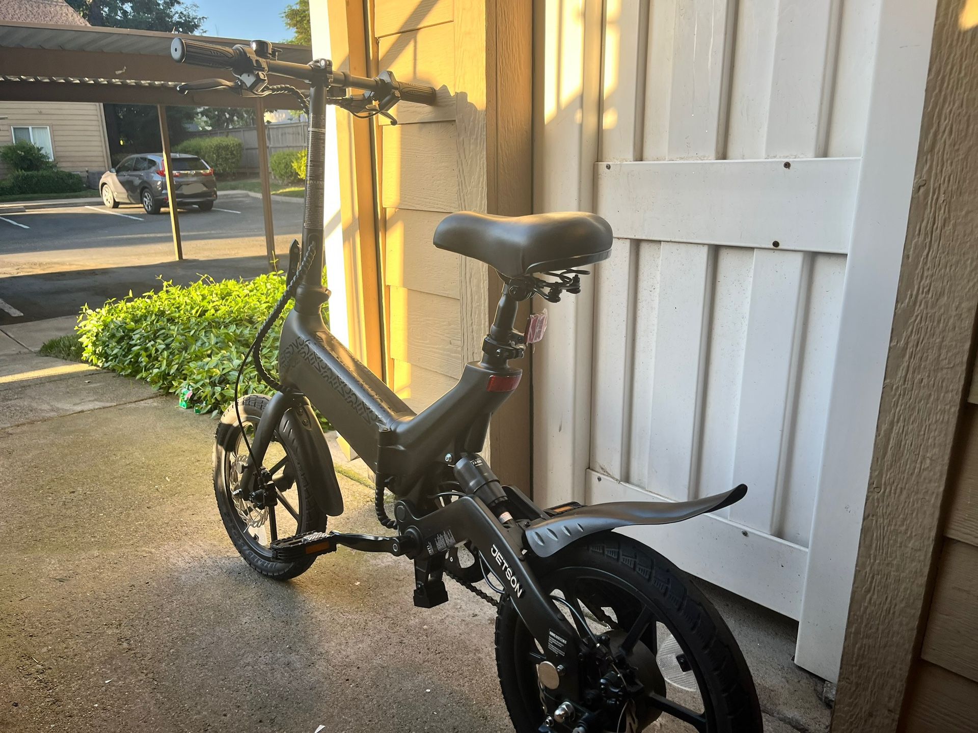Jetson Haze Folding Electric Bike - Barely Used! Must Go!
