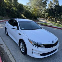 2018 KIA Optima