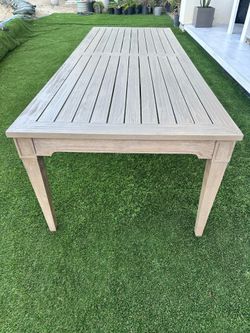 Restoration Hardware Outdoor Dining table