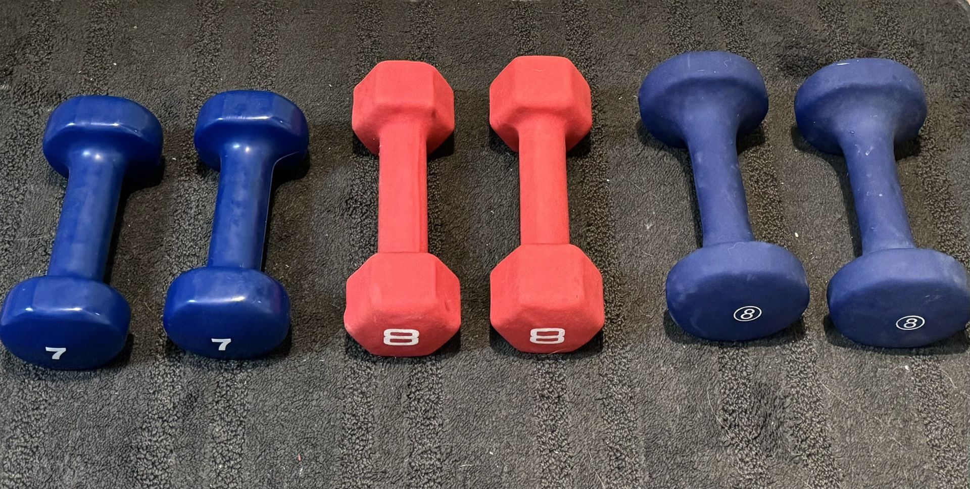 💪 8 lb and 7 lb Dumbbell Weights, Comfort Grips (new)