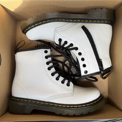 Dr. Martens Youth Size 12