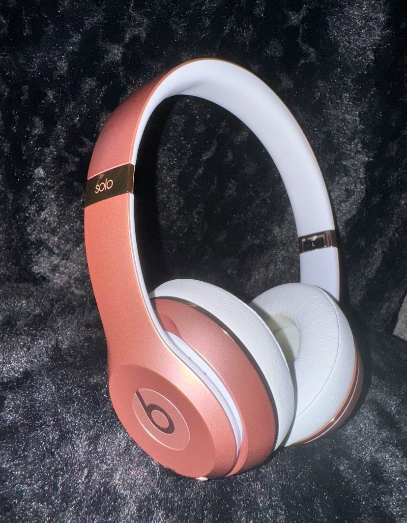 Rose Gold Beats Solo3