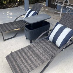 Patio Lounge, Chairs, And End Table With Built-In Cooler