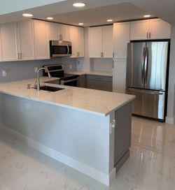 Custom Kitchen Cabinets