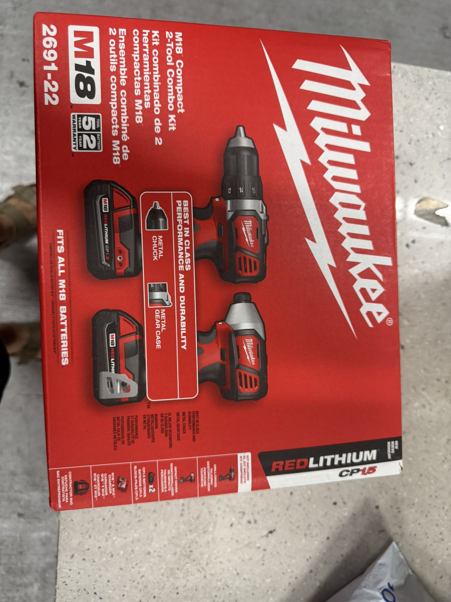🔴⚫ MILWAUKEE M18 COMPACT KIT – MODEL 2691-22 ⚫🔴 🔥 Brand New – Sealed Box 🔥 Includes: ✔️ Compact Drill/Driver M18™ ✔️ Impact Driver M18™ ✔️ 2 REDL