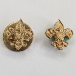 Scout Insignias A Pin And A Shirt Stud