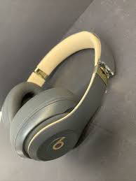 Beats Studio3 Noise Canceling*Limited Edition* Shadow Grey