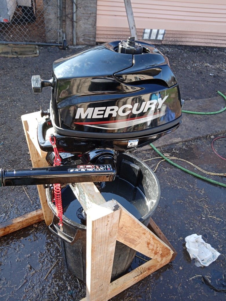 Mercury boat motor 2023