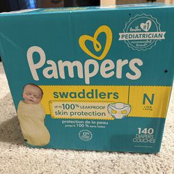 Pampers Swaddlers Newborn  140 Ct