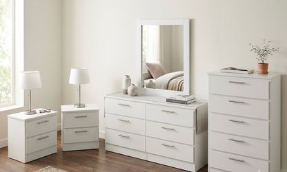 Dresser whit mirror, chest and 2 nightstands - Cómoda con espejo , Gavetero y 2 mesitas de noche