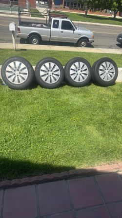 tires honda 215/60 R16 95V