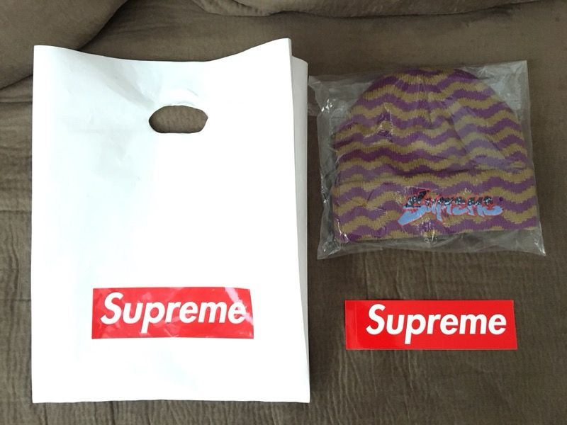 NEW* Supreme “Zig Zag Stripe” Beanie (PURPLE), FW17 SOLD OUT w Sticker/Bag