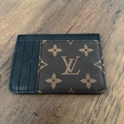 Louis Vuitton Monogram Card Holder