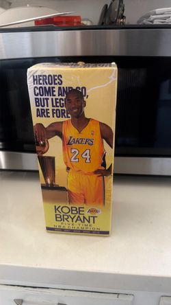 Kobe bryant bobblehead
