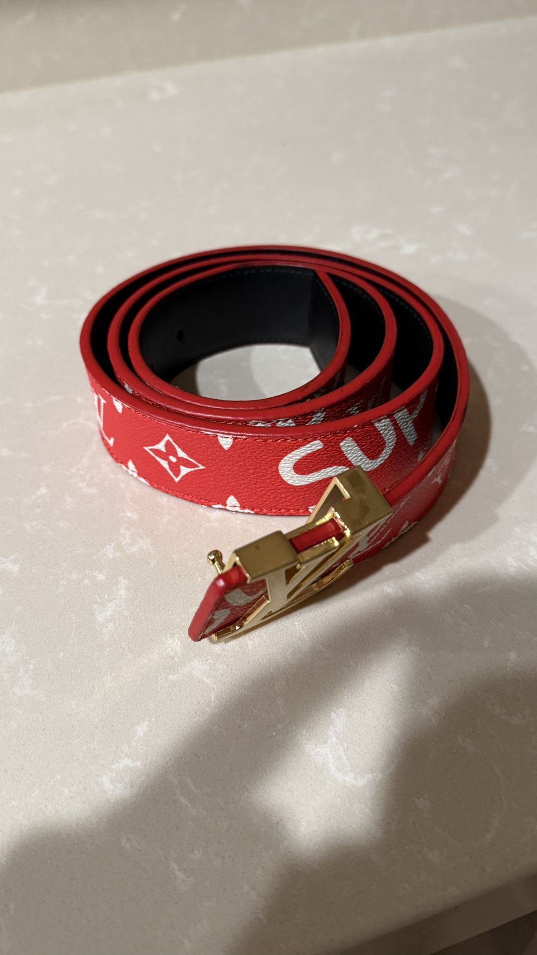 LV x SUPREME