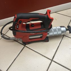 Milwaukee Grease Gun 