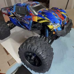Like New Traxxas Xmaxx 1/5 Scale RC 4x4 Monster Truck W/ Batteries And Charger