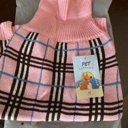 BRAND NEW Plaid Dog Sweater Size Medium