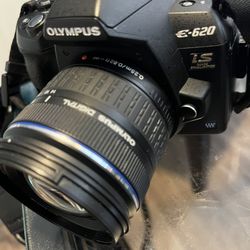 Olympus E-620