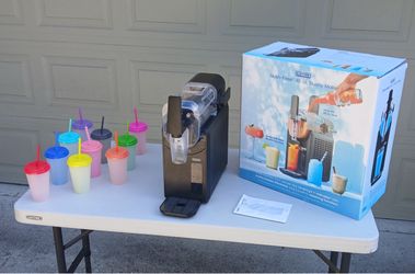 Iceman Slush-Ease 48 oz. Slushy Maker with Cups