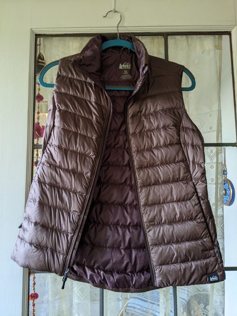 REI Puffer Vest, Size XS 