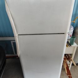 White Frigidaire Refrigerator 