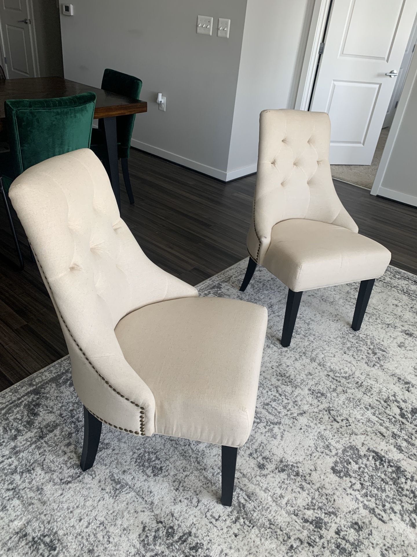 Beautiful Upholstered Lounge Chairs