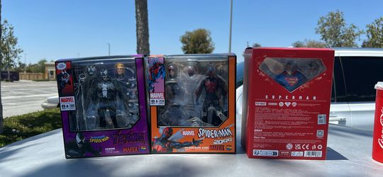 Figure lot
