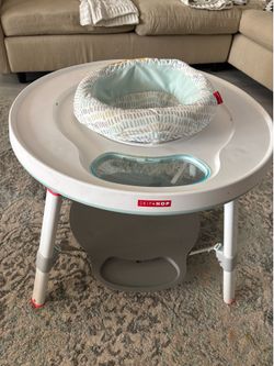 Baby activity center