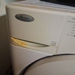 Whirlpool  Frontloader Washer And Dryer