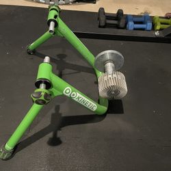 Kurt Kinetic's Road Machine Trainer