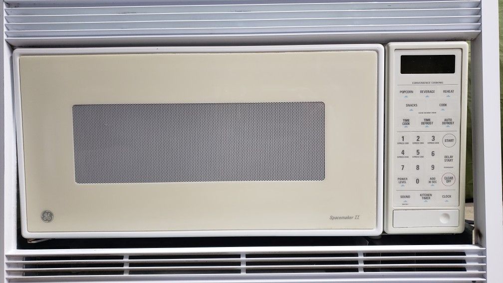 GE Spacemaker II Microwave 1.5 cu ft for Sale in San Diego CA OfferUp