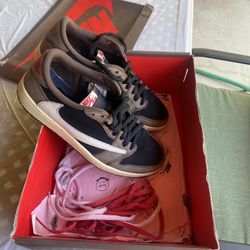 Jordan 1 Low Travis Scott 