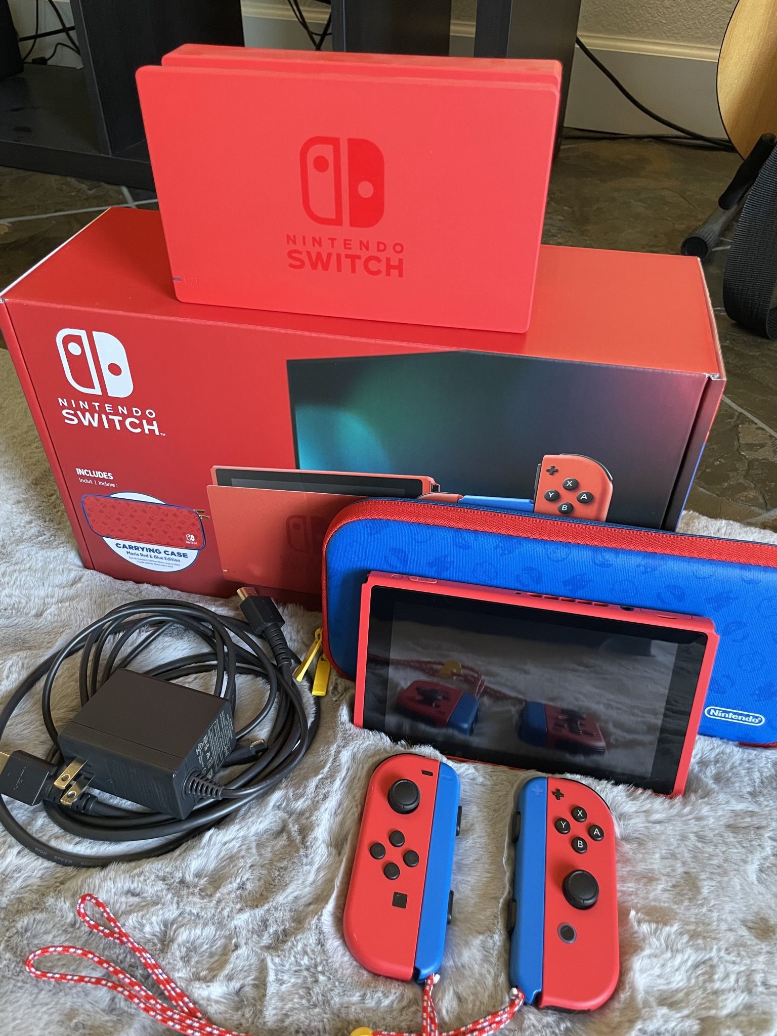 Nintendo Switch 1 Mario Red Edition