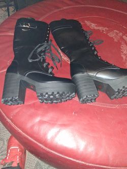Brand New Women's Boots Size 7
