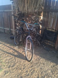 Se looking to trade for a throne