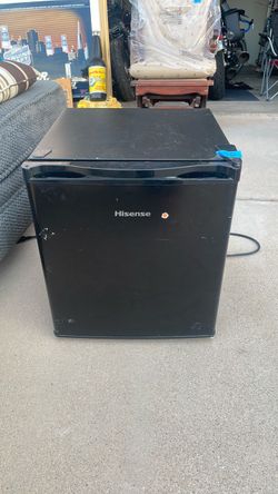 Mini fridge