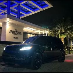 Black Range Rover Sport with Custom Wheels