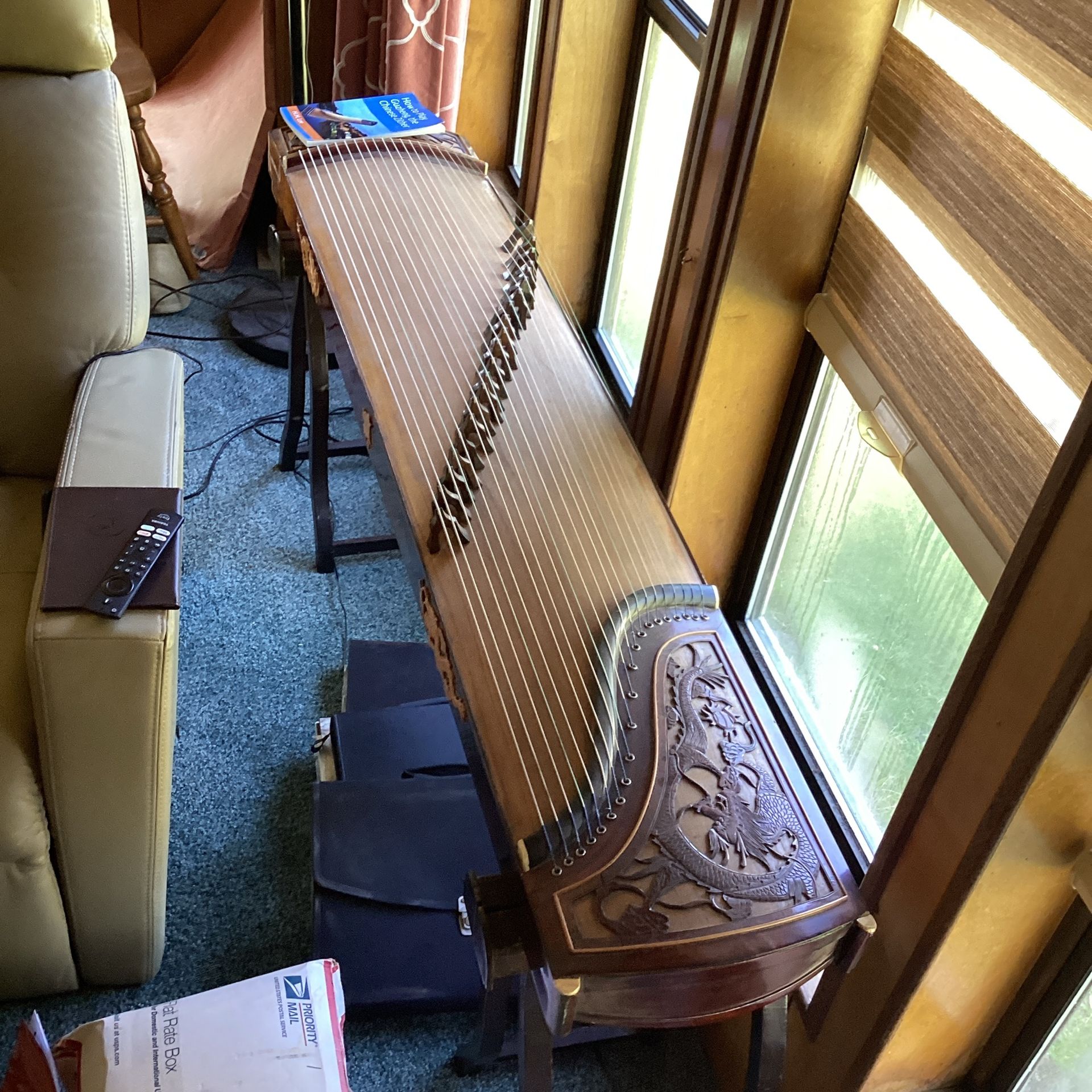 Guzheng The Chinese Zither
