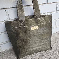 Consuela Mini Tote Bag – Metallic Olive Green – Made in Mexico