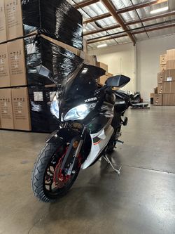 Venom X22R 250cc Motorcycle | CBR250 Clone 5-Speed