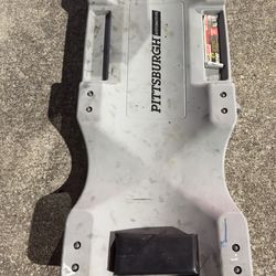 PITTSBURGH 300 lb. Capacity Low-Profile Creeper, Gray