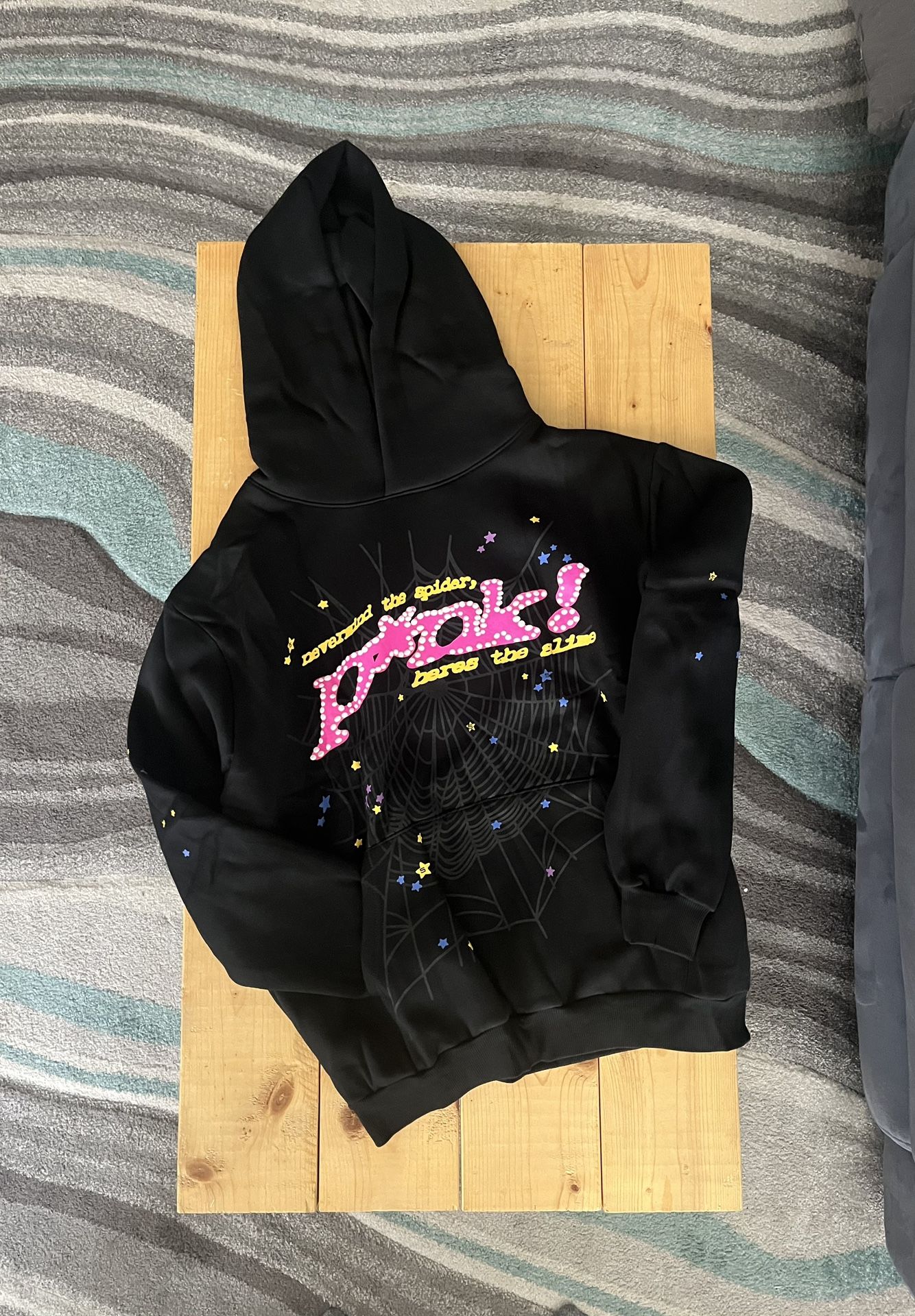 Sp5der Pink & Black Hoodie - Authentic - 90$