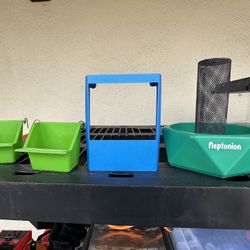 Reptile Feeders